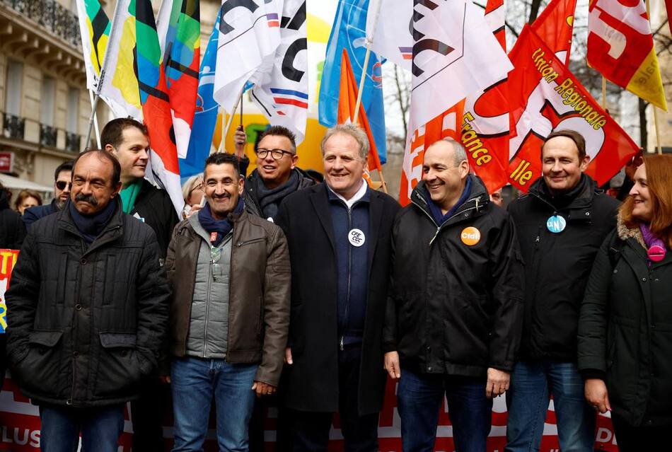 Sindicalistas en la huelga. Foto: Reuters.