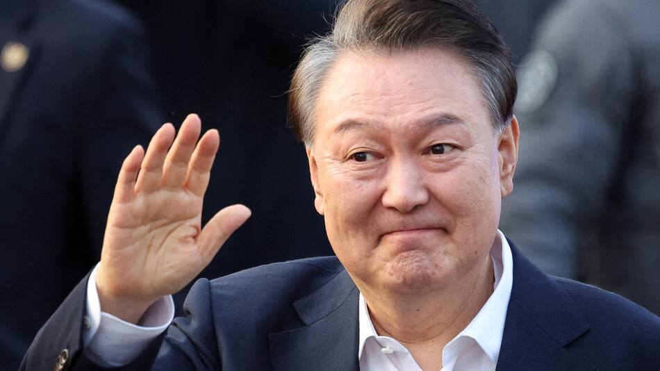 Yoon Suk-yeol fue liberado de su detención. Foto: Reuters/Kim Hong-ji.