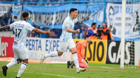 Atlético Tucumán le ganó a Independiente. Foto: Télam.