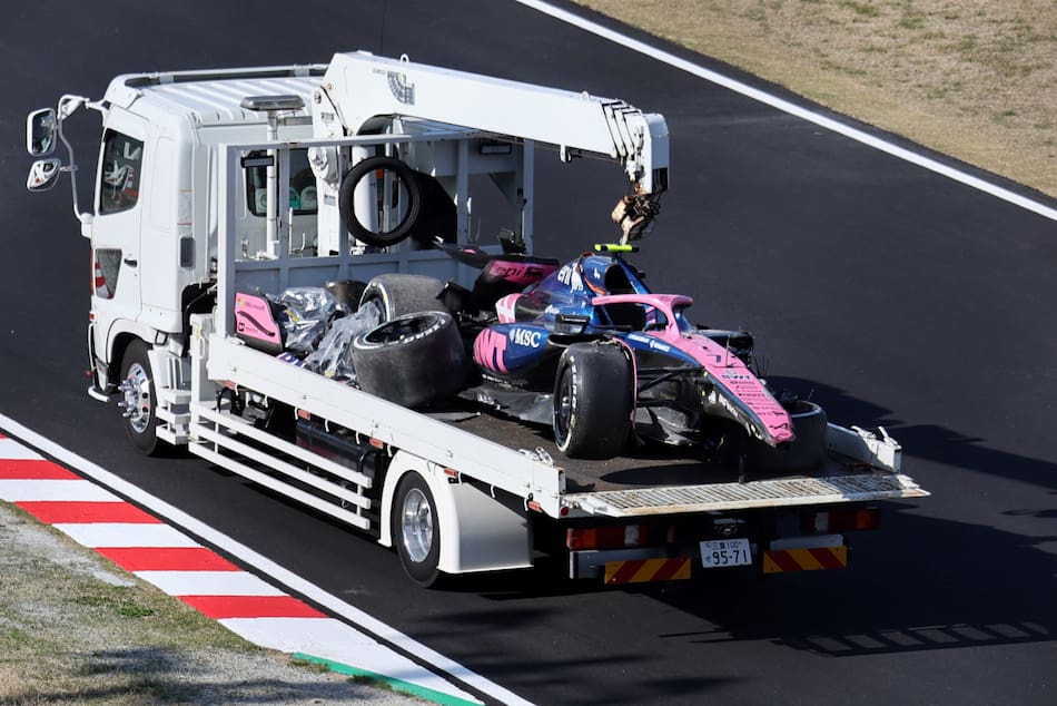 Destrozos en el auto de Jack Doohan en Alpine. REUTERS/Issei Kato.