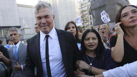 Fernando Burlando en la marcha a un mes de la muerte de Báez Sosa, NA