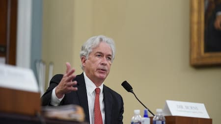 Jefe de la CIA asegura que la guerra en Ucrania es "una oportunidad única" para reclutar espías rusos