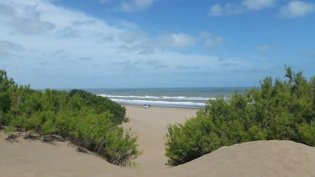 Reta, playa escondida