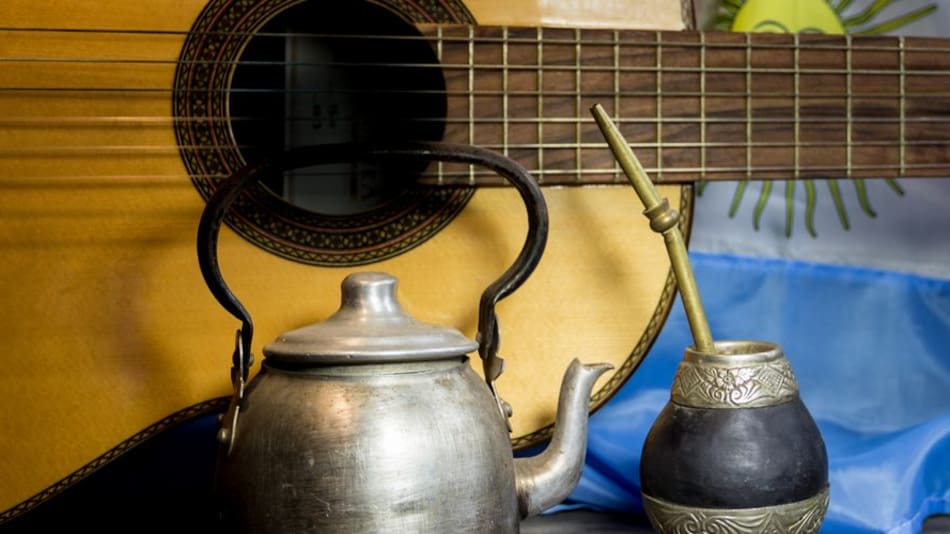 El cantautor dejó una huella imborrable en la música popular.