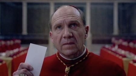 Conclave, la película nominada a los Oscars. Foto X @AlertaNews24