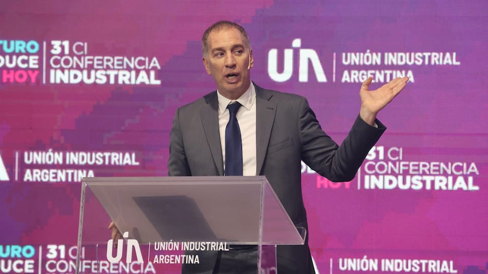 El ministro del interior en el evento de la UIA