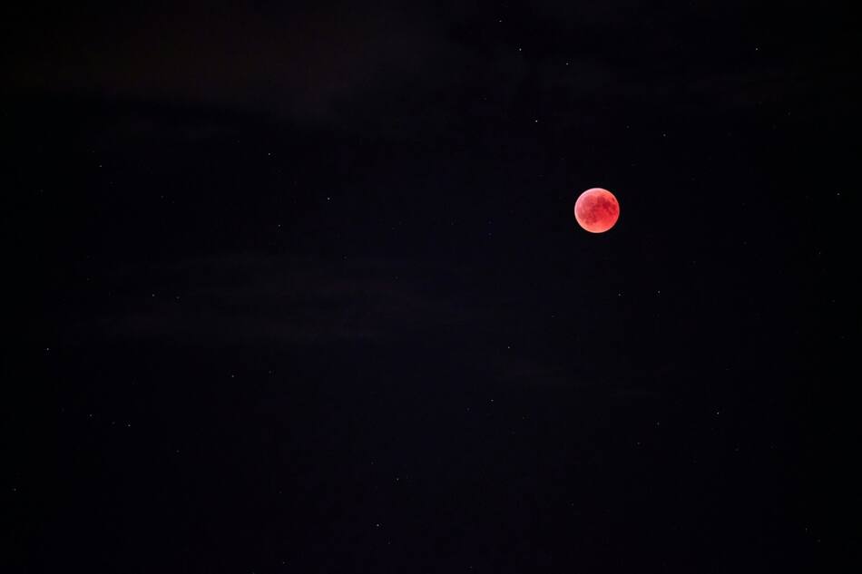 Luna de Fresa. Foto: Unsplash.