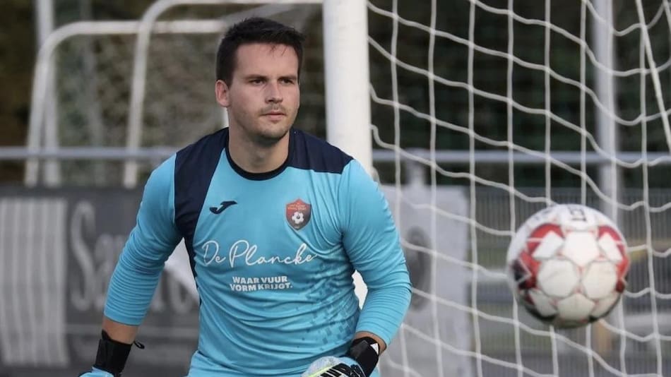 Arne Espeel, el joven arquero fallecido a sus 25 años tras atajar un penal. Foto: NA.