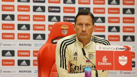 Roger Schmidt, técnico del Benfica. Foto: @SLBenfica.
