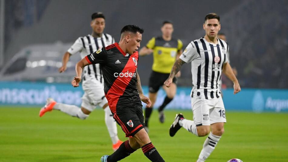 Talleres vs. River, NA