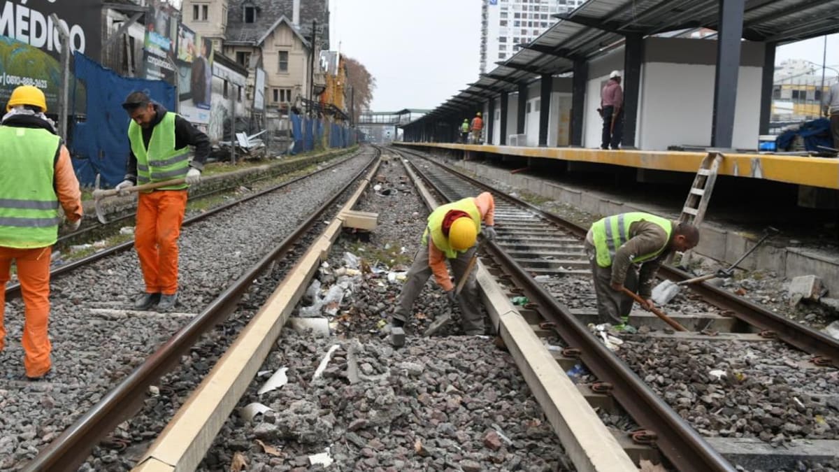 Trabajos en línea Sarmiento y Mitre.