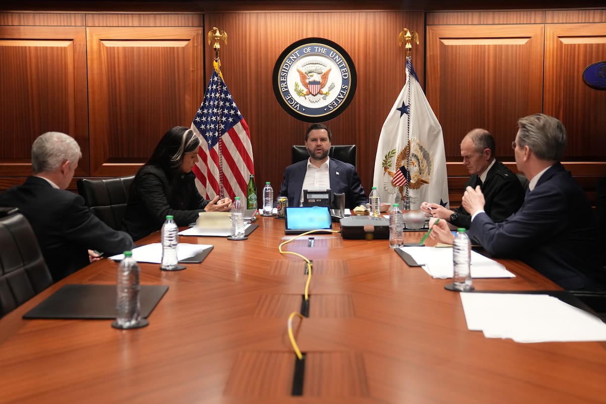 JD Vance y otros funcionarios de Estados Unidos siguiendo el ataque a Irán.