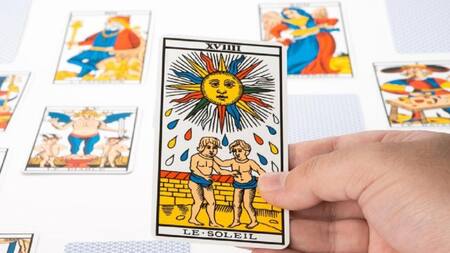 Cartas de Tarot: El Sol. Foto: WikiCommons.