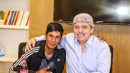 Alberto Fernández con Brian, el fiscal discriminado en las elecciones