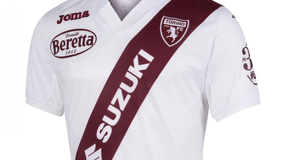Camiseta del Torino con homenaje a River