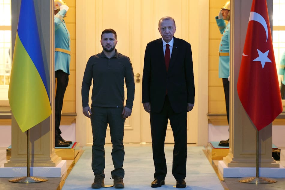 Volodimir Zelenski se reunió con Recep Tayyip Erdogan en Estambul. Foto: Reuters.