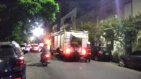 La casa de La Plata, donde vivía Barreda con su esposa e hijas, a las que asesinó, fue devorada por el fuego.