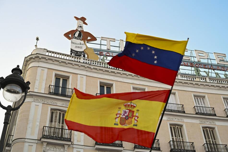 Venezolanos en España protestan contra el resultado de las elecciones. Foto: EFE