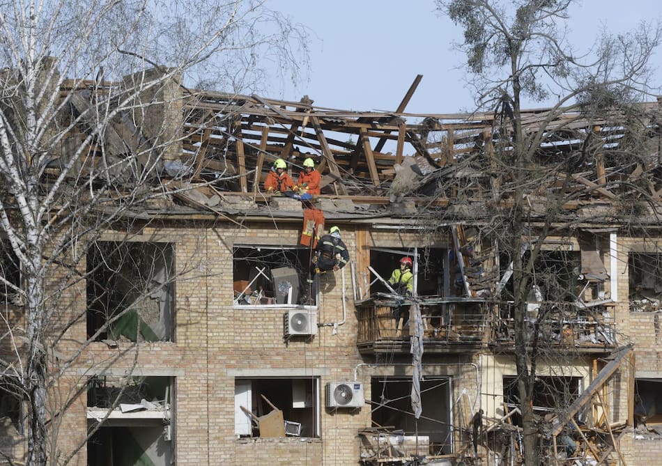 Rusia lanzó 70 misiles y 145 drones contra Ucrania en su ataque masivo. EFE