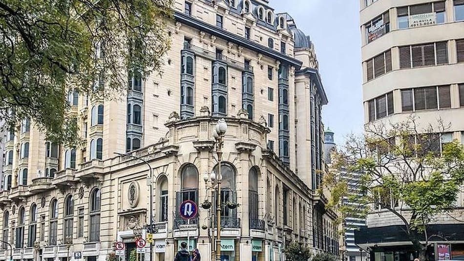 Las 5 esquinas más icónicas de Buenos Aires. Foto Instagram @turistaenbuenosaires