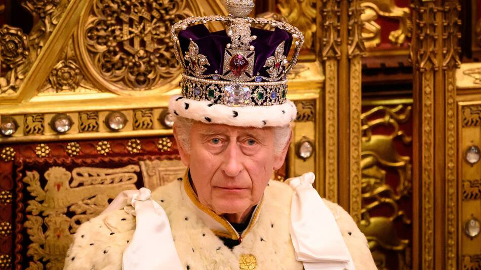 Carlos III en su primer discurso como rey ante el Parlamento. Foto: Reuters.