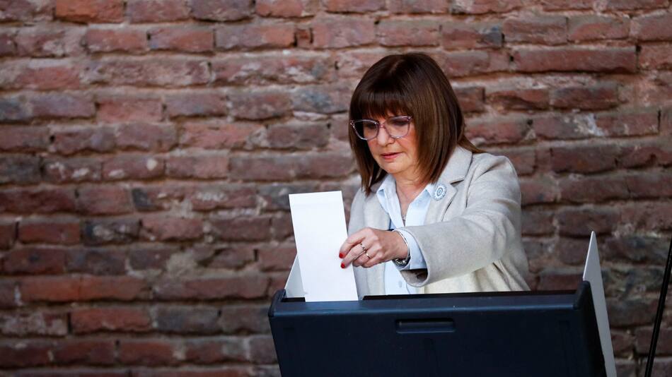 Votación Patricia Bullrich. Foto: Reuters