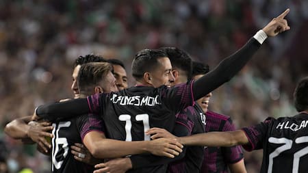 Rogelio Funes Mori en la selección de México. Foto: NA.