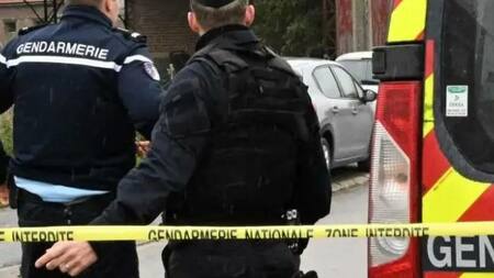 Policía francesa tras el hallazgo. Foto: La Nación