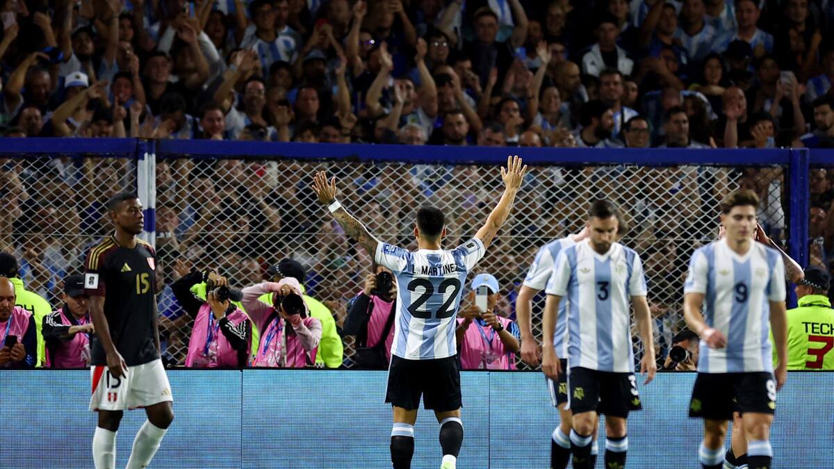 La Selección argentina recibe a Perú. Foto: Reuters.