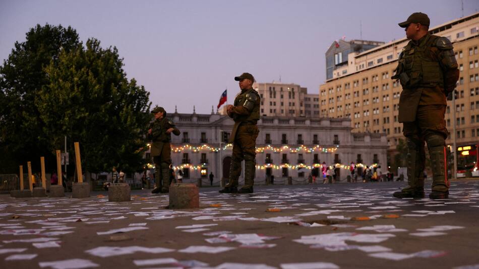 Carabineros de Chile. Foto: Reuters.