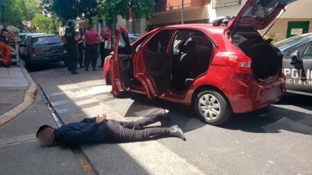 Se hizo pasar por el hijo de una anciana para robarle