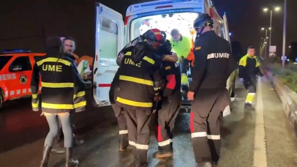 Rescate tras inundaciones en Valencia. Foto: EFE.
