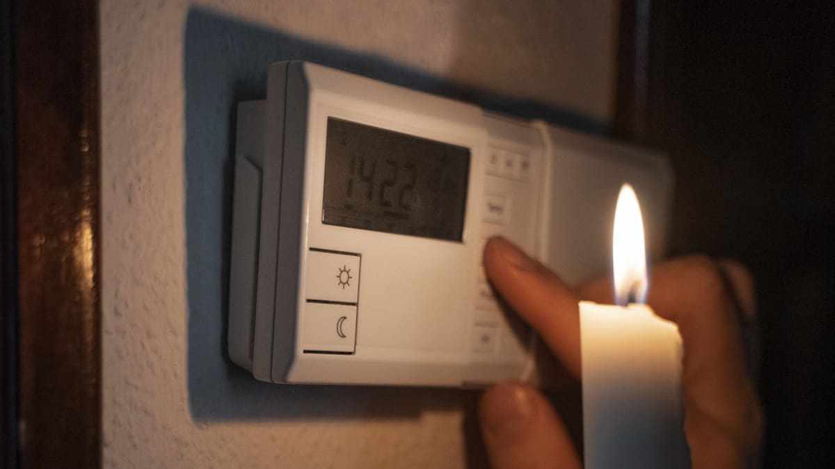 Qué hacer con los electrodomésticos cuando se corta la luz. Foto: Freepik.