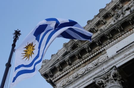 Bandera de Uruguay. Foto: X.