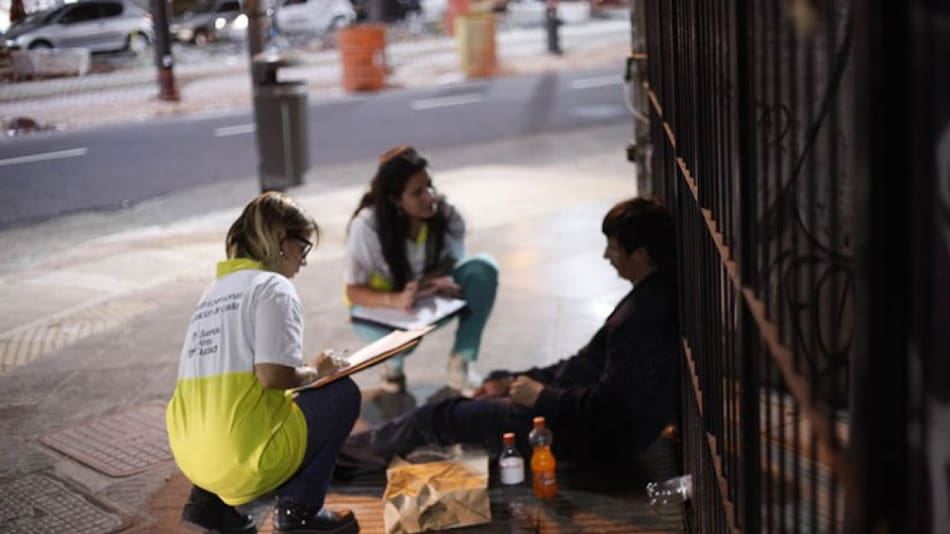 Ola polar, personas en situación de calle. Foto: NA.