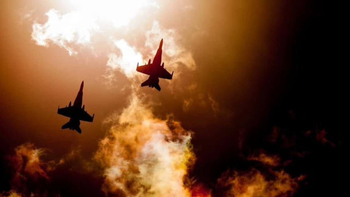 Bombarderos de Estados Unidos aterrizan en Suecia. Foto @federicoalves
