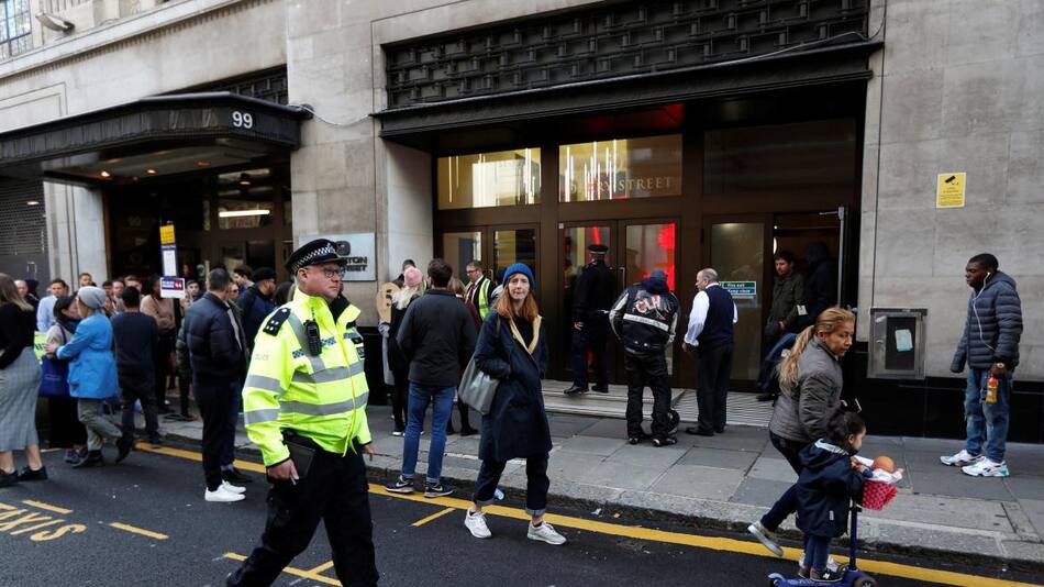 Ataque con arma blanca en oficinas de Sony Music en Londres (Reuters)