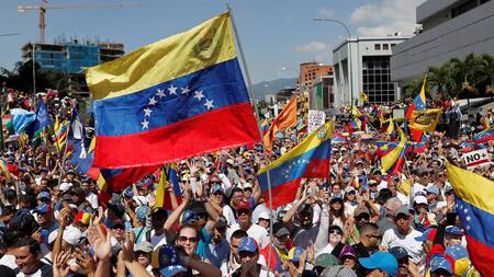 Marcha de venezolanos. Foto: archivo Reuters
