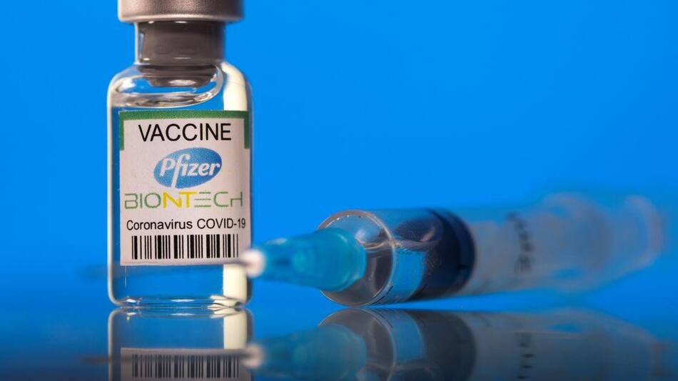 Vacuna Pfizer, coronavirus, Reuters