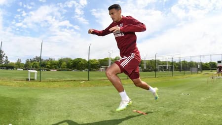 Chiqui Tapia recorrió el River Camp: "Las condiciones están dadas para que se juegue"