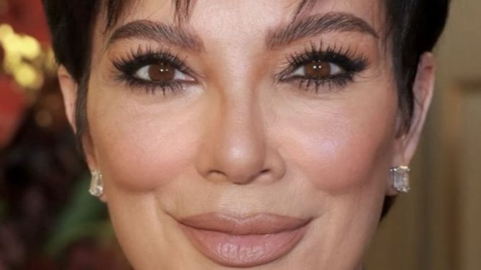 Cómo maquillarse las cejas después de los 50.