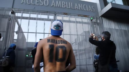 Diego Armando Maradona, traslado para operación por hematoma subdural crónico, NA