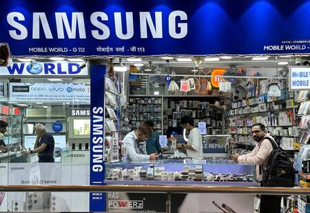 Samsung ofrece un Plan Canje para renovar tu celular. Foto: Reuters (Francis Mascarenhas)