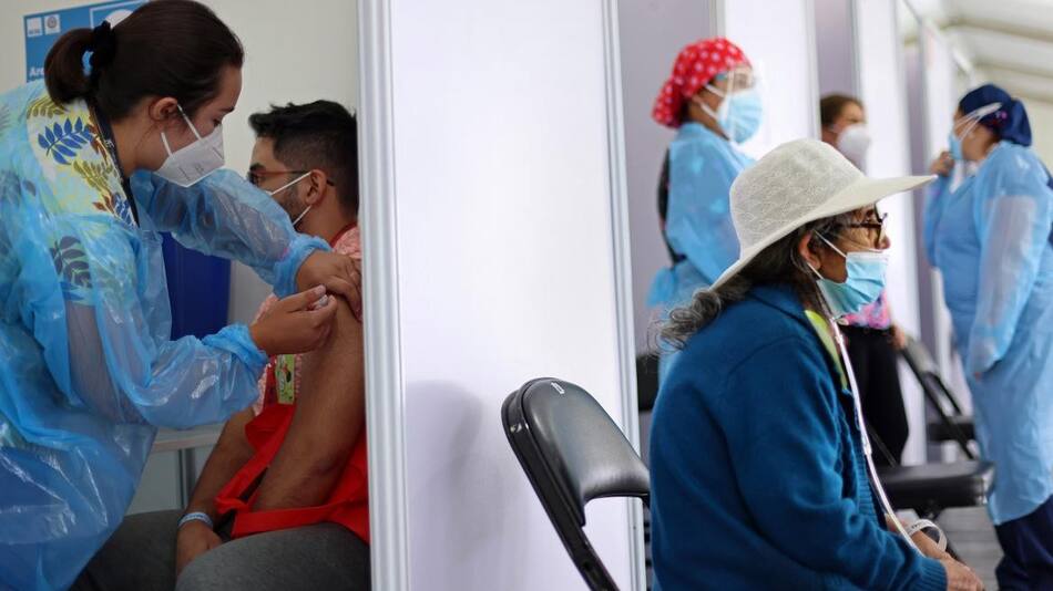 Vacunación en Chile contra el coronavirus, REUTERS