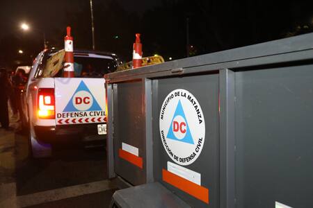 Ayuda del municipio y los vecinos de La Matanza para los afectados por el temporal en Bahía Blanca. Foto: Prensa.