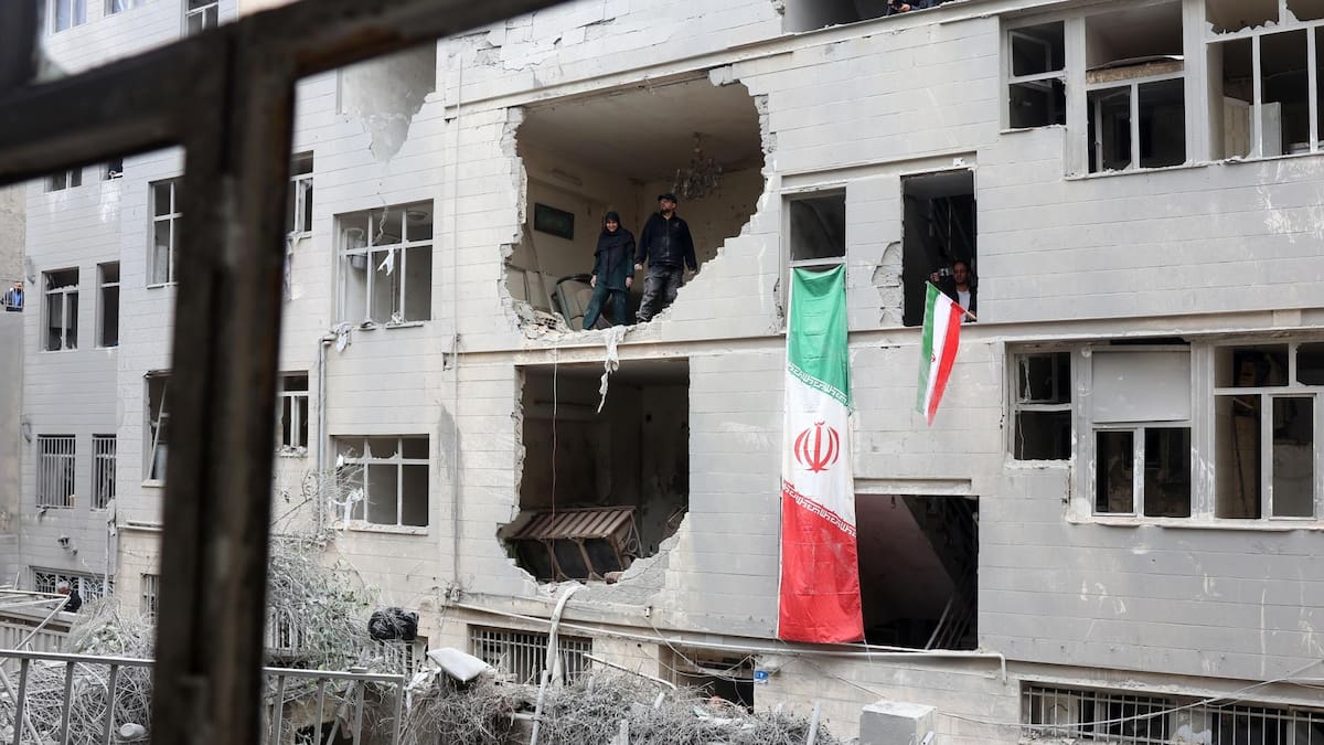 Máxima tensión en Medio Oriente: Estados Unidos bombardeó objetivos en Irán tras un ataque en el Estrecho de Ormuz