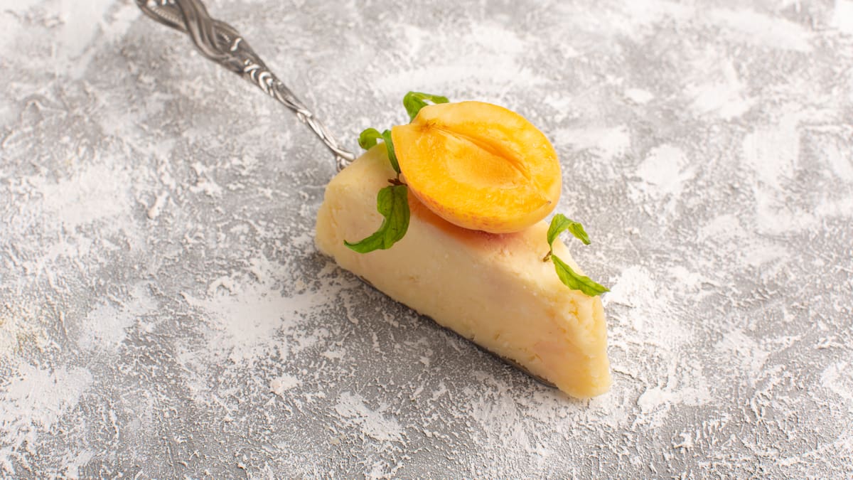 Mousse de durazno express en pocos pasos: la receta ideal para un postre liviano