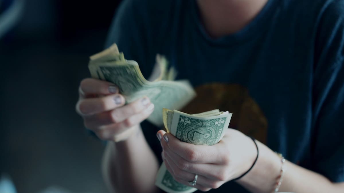 Dinero, billete, ganancia. Foto: Unsplash