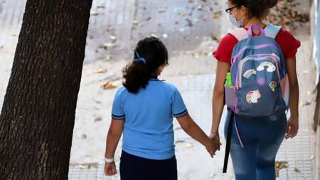 Clases presenciales en pandemia, Agencia NA