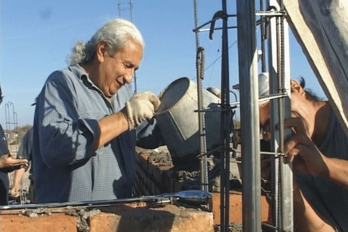 En Mendoza, las familias organizaron rifas, recibieron donaciones y trabajaron durante años para concretar un sueño colectivo. El establecimiento abrió sus puertas en 2008 y su historia fue recuperada en un documental que refleja la fuerza de toda una comunidad.